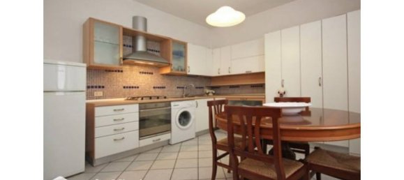 2 bedrooms Apartment in Siena, Italy No. 255098 5