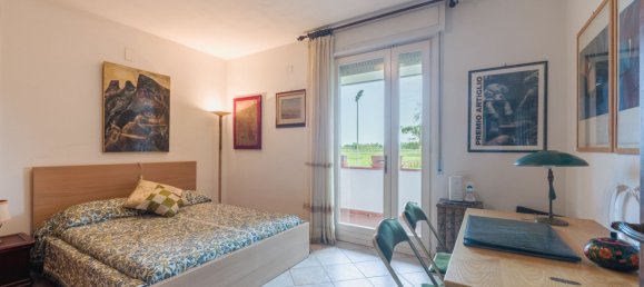 Villa de 19 dormitorios en Vecchiano, Italy No. 331677 25