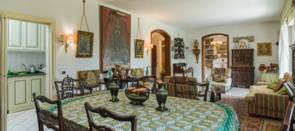 Villa de 19 dormitorios en Vecchiano, Italy No. 331677 10