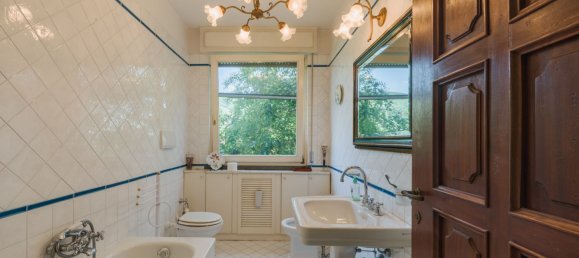 Villa de 19 dormitorios en Vecchiano, Italy No. 331677 16