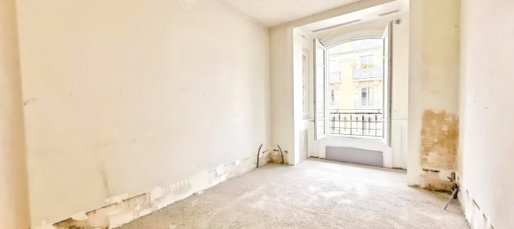 Apartamento de 2 dormitorios en Courbevoie, France No. 165462 4