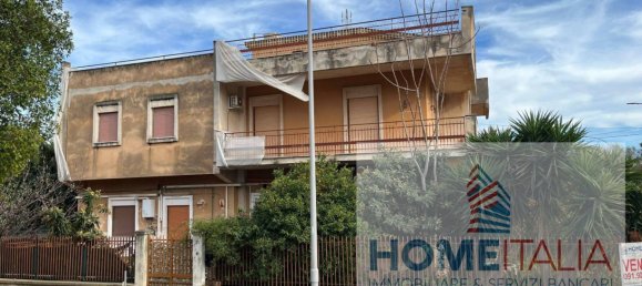 Вилла с 6 спальнями в Санта Флавия, Италия № 156657 2