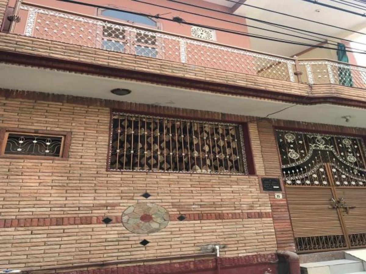 2 bedrooms House in Ghaziabad, India No. 19558