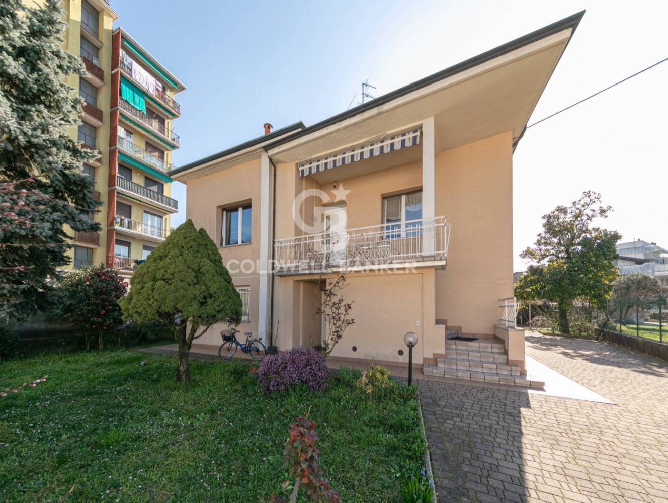 Villa T5 em Gallarate, Italy N.º 13283