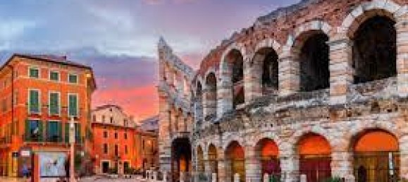 Здание с 7 комнатами в Верона, Италия № 237347 2