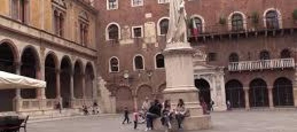 Здание с 7 комнатами в Верона, Италия № 237347 6