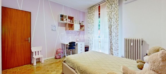 Квартира с 3 спальнями в Сальсомаджоре Терме, Италия № 147489 7