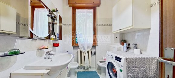 Квартира с 3 спальнями в Сальсомаджоре Терме, Италия № 147489 15