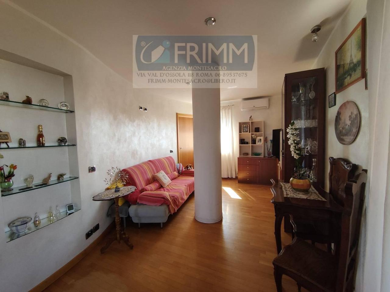 3غرفة بانتهاوس في Rome, Italy رقم 31705