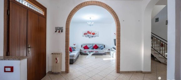 2 bedrooms Villa in Riva del Po, Italy No. 330232 7