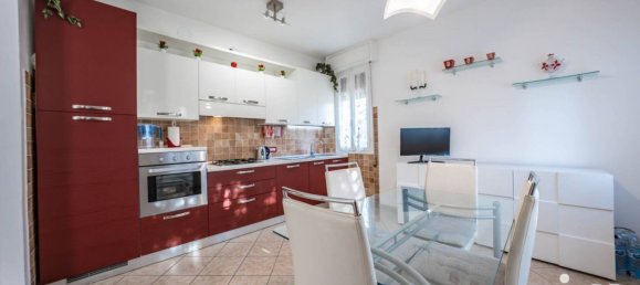 2 bedrooms Villa in Riva del Po, Italy No. 330232 9