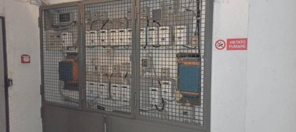 6 bedrooms Apartment in Varese, Italy No. 5460 3