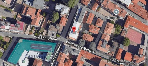 6 bedrooms Apartment in Varese, Italy No. 5460 26