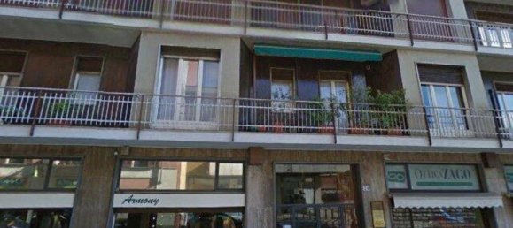 6 bedrooms Apartment in Varese, Italy No. 5460 25