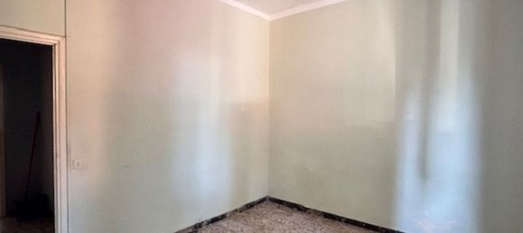 3غرفة شقة في Florence, Italy رقم 195994 2