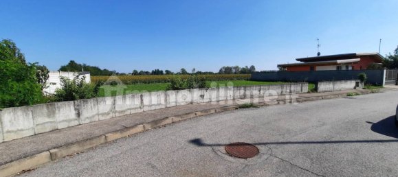 Terreno em Inveruno, Italy 700 m² N.º 89352 4