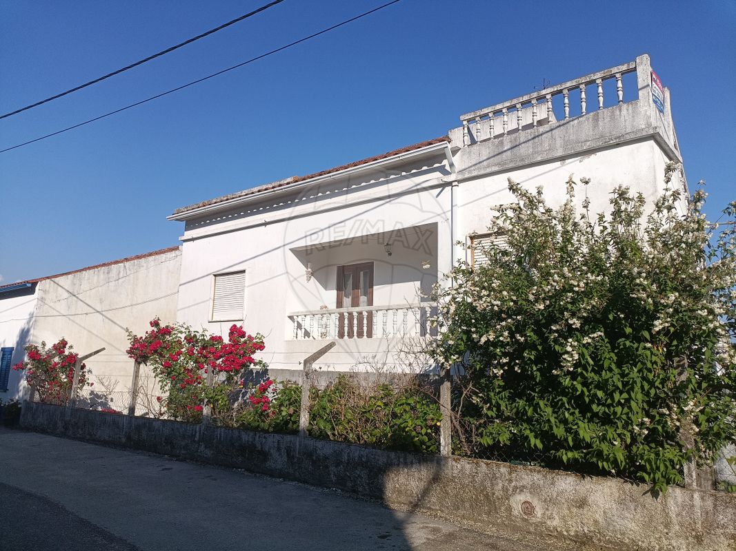 3 Schlafzimmer Haus in Comenda, Portugal, Nr. 30234