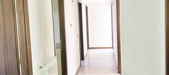 Apartamento de 4 divisões em Rome, Italy N.º 45560 5