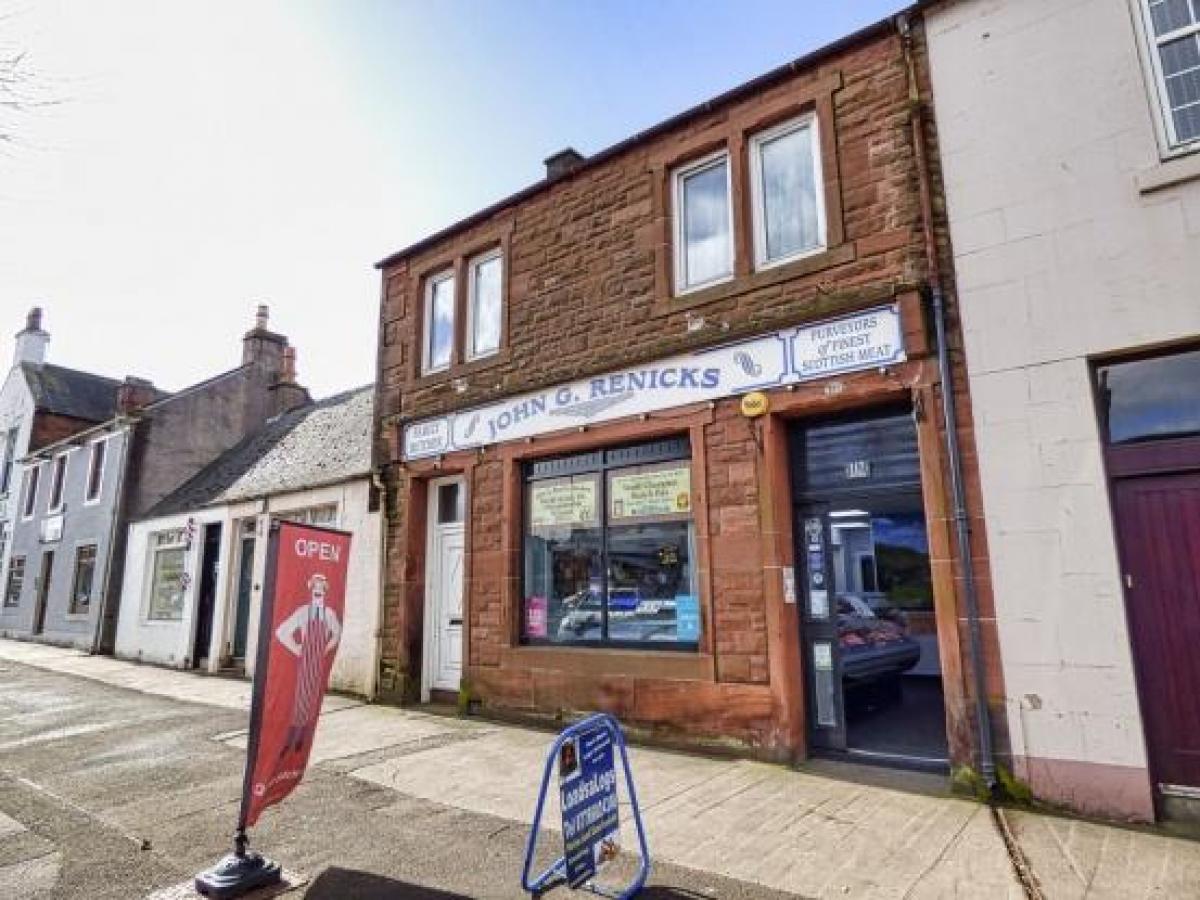 3 bedrooms House in Thornhill, United Kingdom No. 35