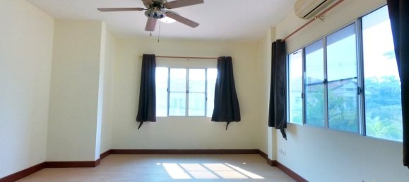 3 bedrooms House in San Sai, Thailand No. 5275 5