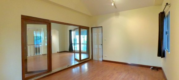 3 bedrooms House in San Sai, Thailand No. 5275 14