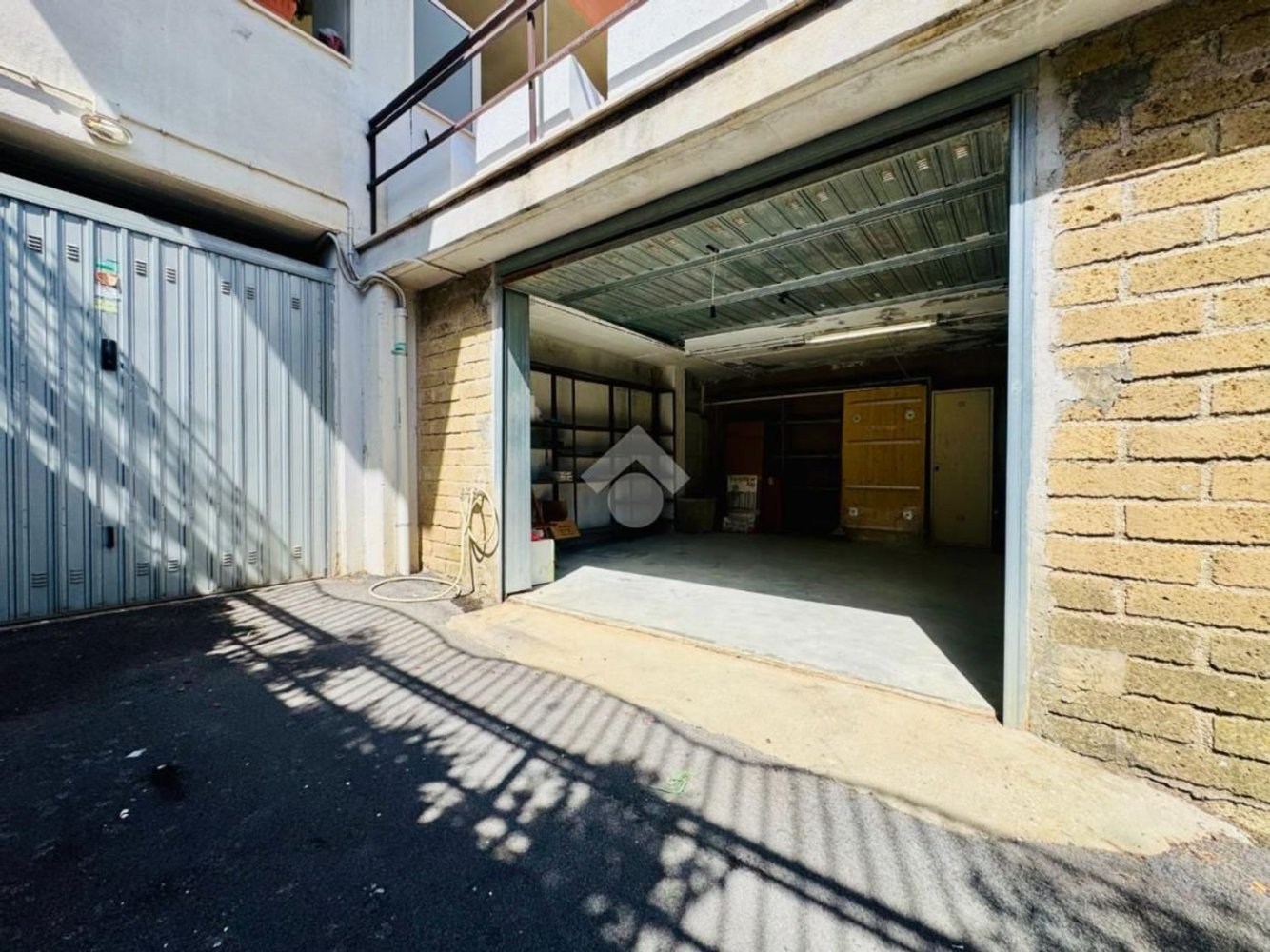 30m² Garage in Bracciano, Italy No. 362560