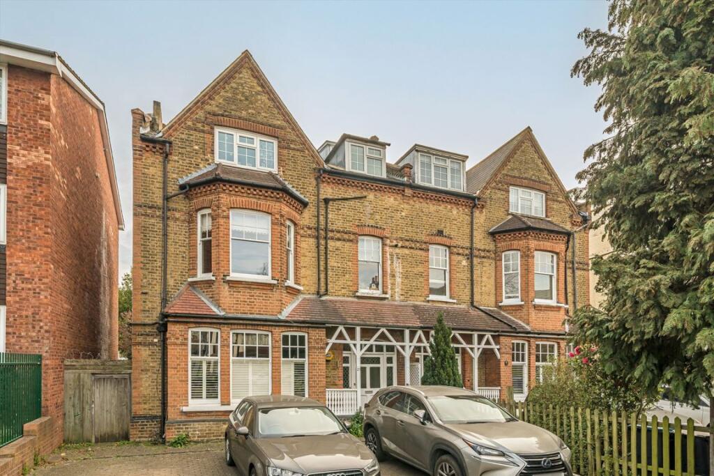 2 bedrooms Apartment in Surbiton, United Kingdom No. 10260