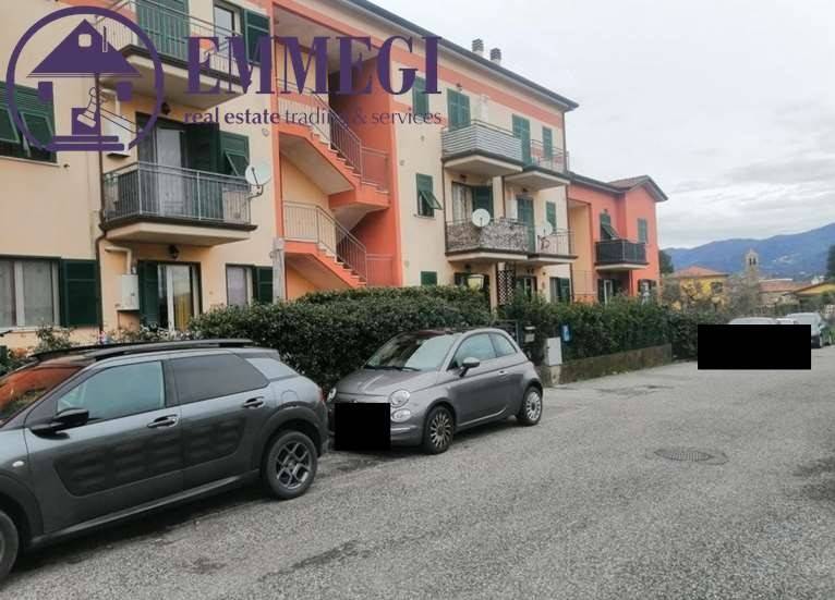 2 bedrooms Apartment in Follo, Italy No. 294822