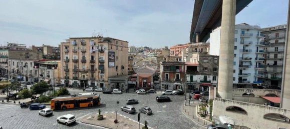 1 Schlafzimmer Wohnung in Naples, Italy, Nr. 52508 3