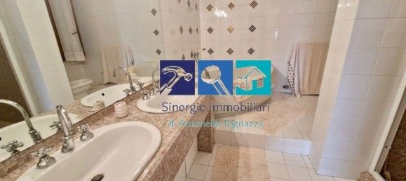 Dúplex de 6 dormitorios en Ancona, Italy No. 325336 13