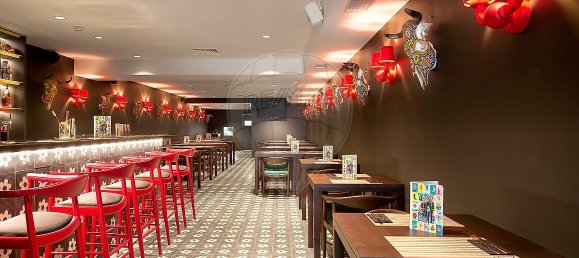 Gewerbliche Immobilie in Matosinhos, Portugal 177m², Nr. 81880 7