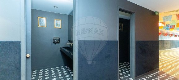 Gewerbliche Immobilie in Matosinhos, Portugal 177m², Nr. 81880 11