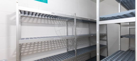 Gewerbliche Immobilie in Matosinhos, Portugal 177m², Nr. 81880 18