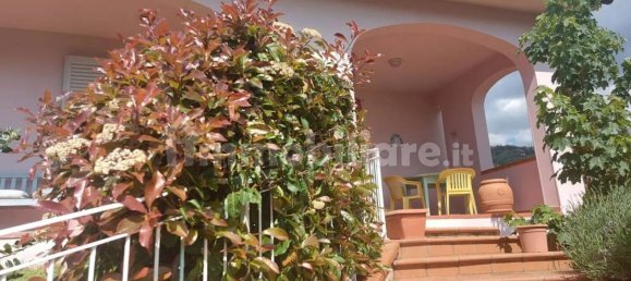 Villa de 6 dormitorios en Castelfranco Piandiscò, Italy No. 197656 2