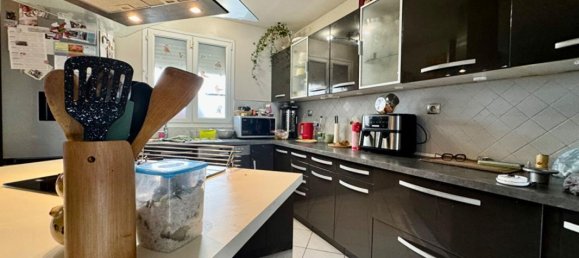 4 bedrooms House in Saint-Sauflieu, France No. 159249 7