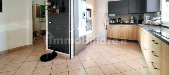 3 Schlafzimmer Wohnung in Carpi, Italy, Nr. 375427 6