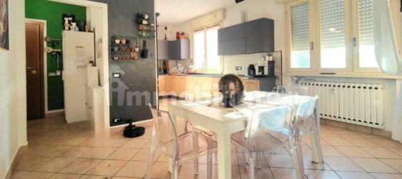 3 Schlafzimmer Wohnung in Carpi, Italy, Nr. 375427 8
