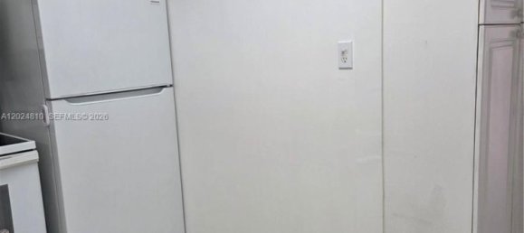 Коммерческая недвижимость с 3 спальнями в Майами, Майами-Дейд, Флорида, США № 615024 17