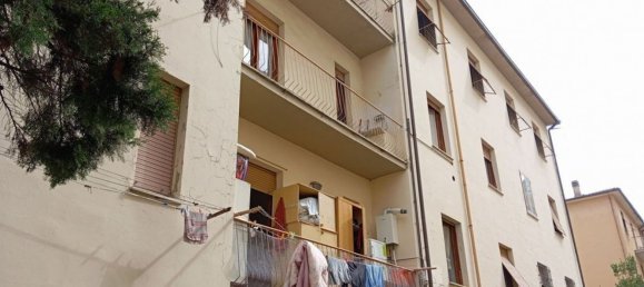 3 bedrooms Apartment in Arezzo, Italy No. 320974 5