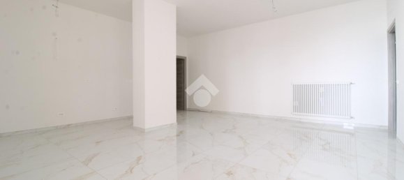 Apartamento de 3 habitaciónes en Sassuolo, Italy No. 14766 10