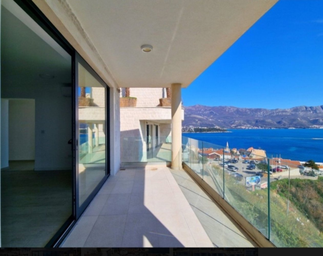 1 bedroom Apartment in Budva, Montenegro No. 441