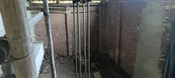 5 bedrooms House in Casalborgone, Italy No. 363167 9