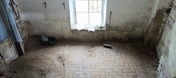 5 bedrooms House in Casalborgone, Italy No. 363167 8