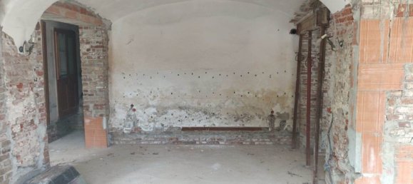 5 bedrooms House in Casalborgone, Italy No. 363167 36