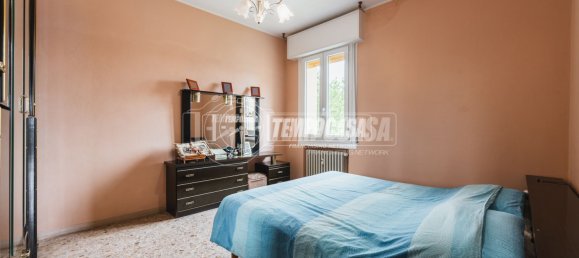 2 bedrooms Apartment in Modena, Italy No. 172798 11