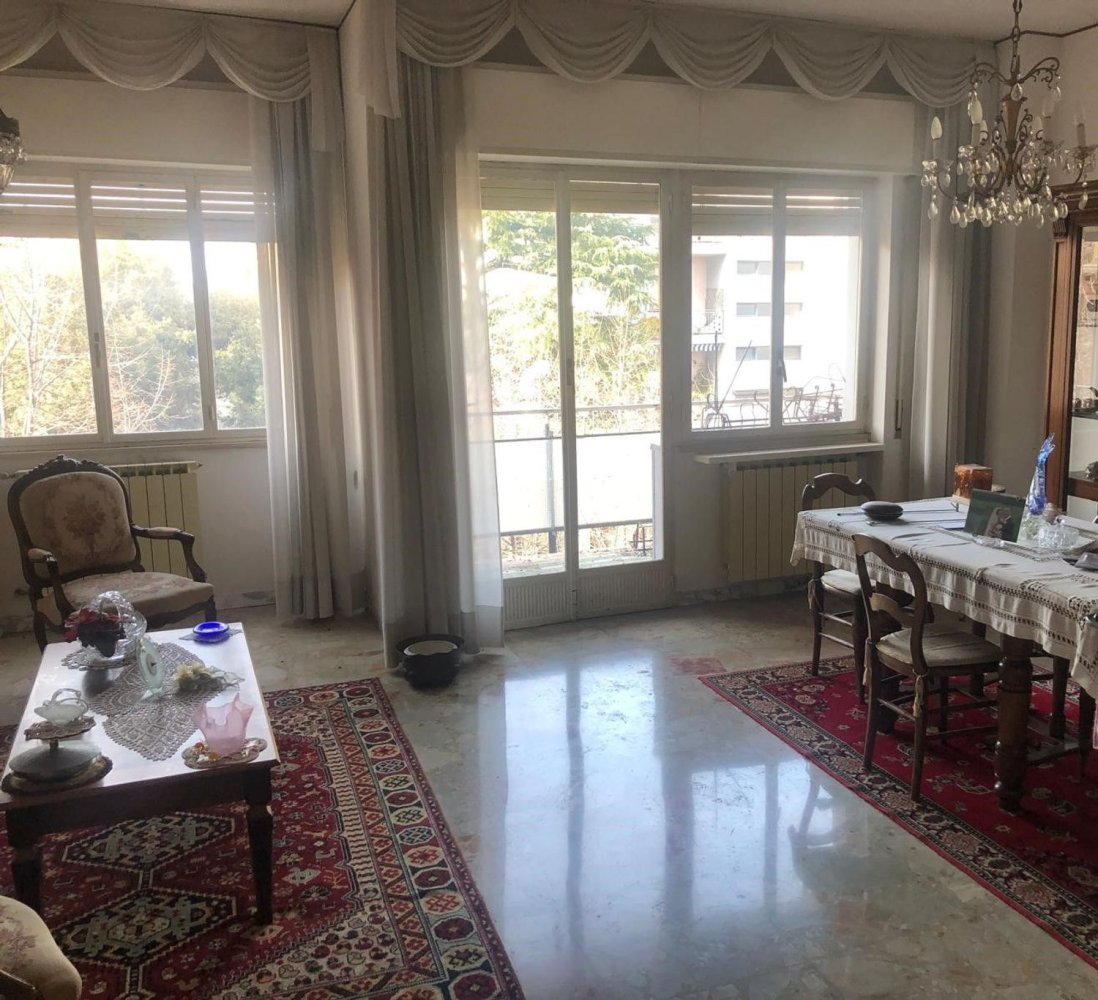 4 rooms Apartment in Latina, Italy No. 61440