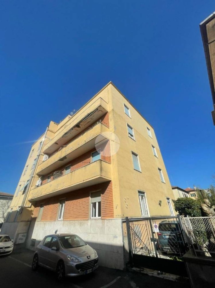 Apartamento T2 em Viterbo, Italy N.º 164629