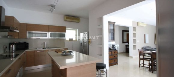 3 chambres Penthouse à Sliema, Malta No. 9668 4