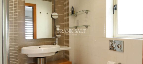 3 chambres Penthouse à Sliema, Malta No. 9668 10