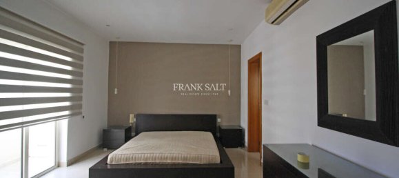 3 chambres Penthouse à Sliema, Malta No. 9668 11